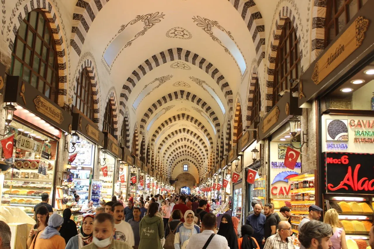 Street in Istanbul main market